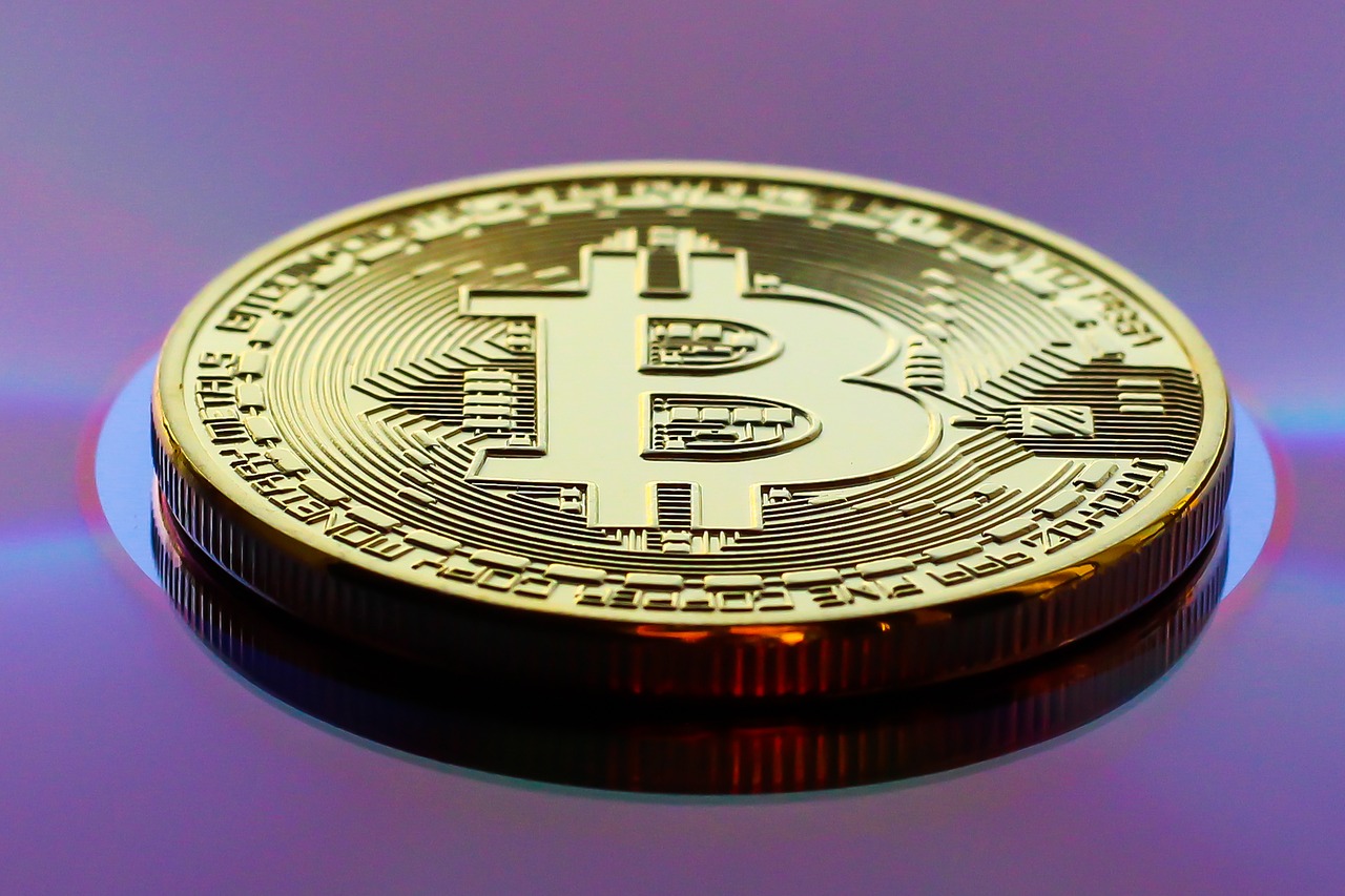 Biz Tips: Why Should Modern Business Owners Accept Bitcoin? | BizAtomic